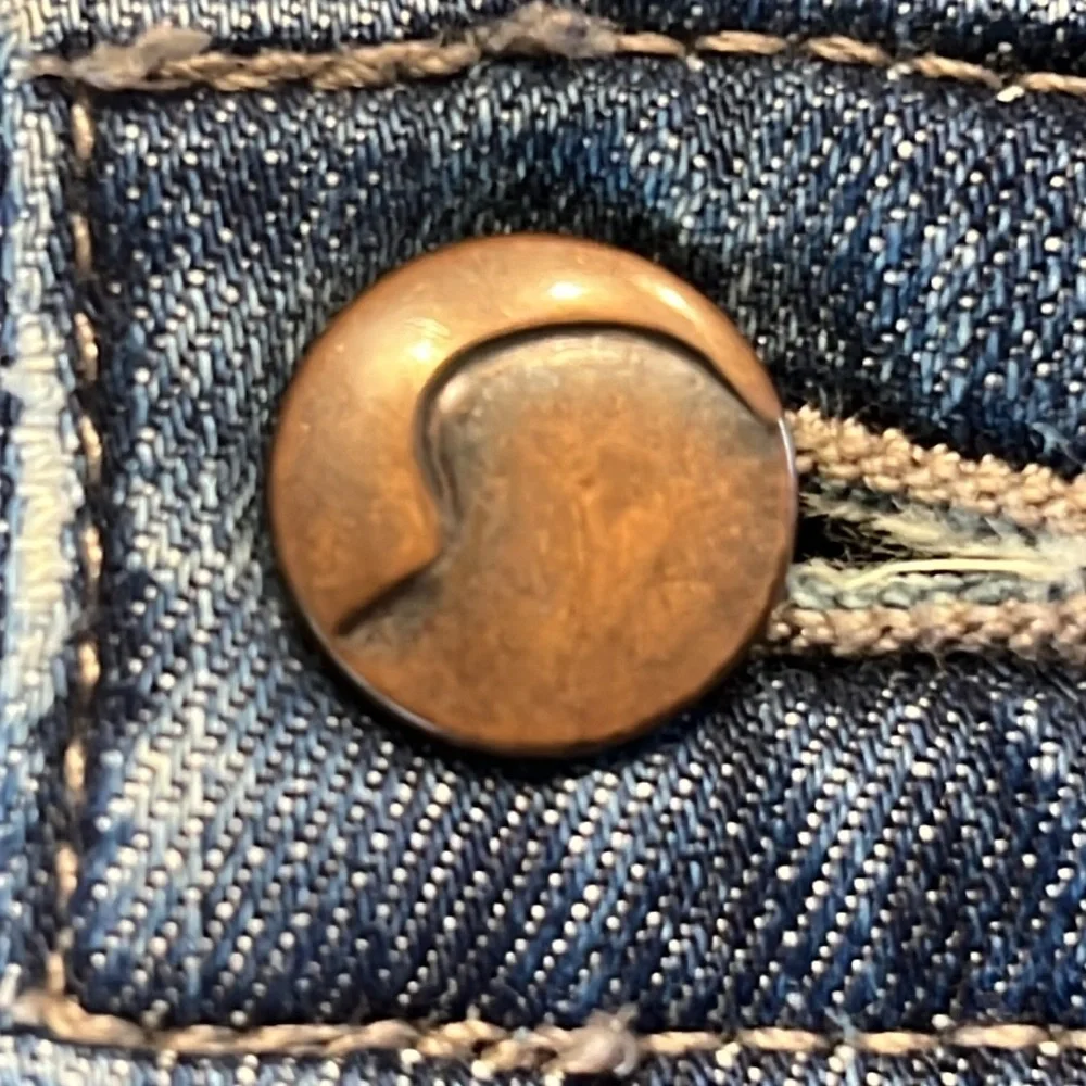 JOE’S Lucus Wash Jeans - Picture 13 of 13